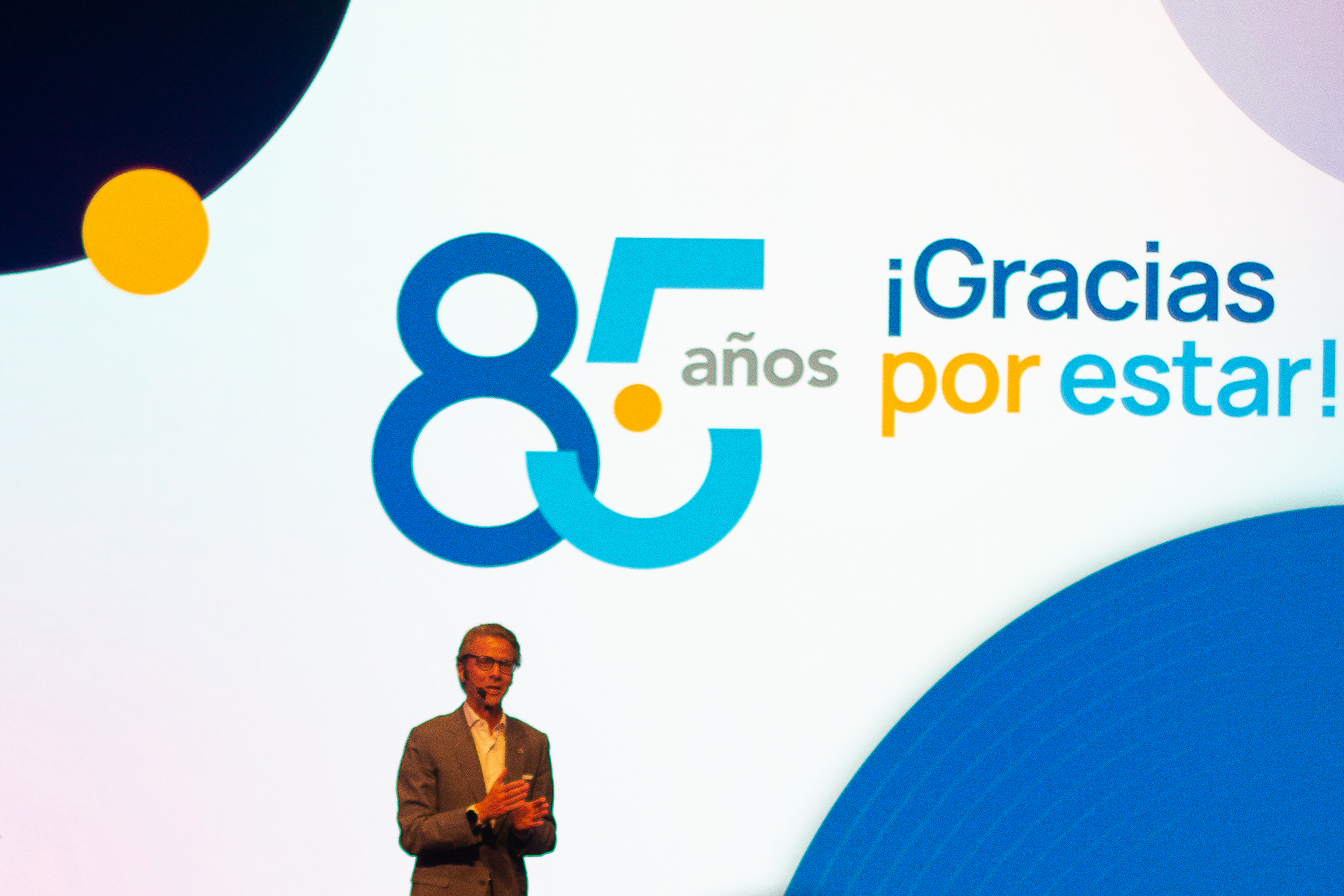 Polar anuncia plan para crear 1.000 empresas en Venezuela